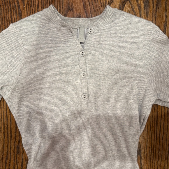 Skims Gray Body Suit - Picture 2 of 6